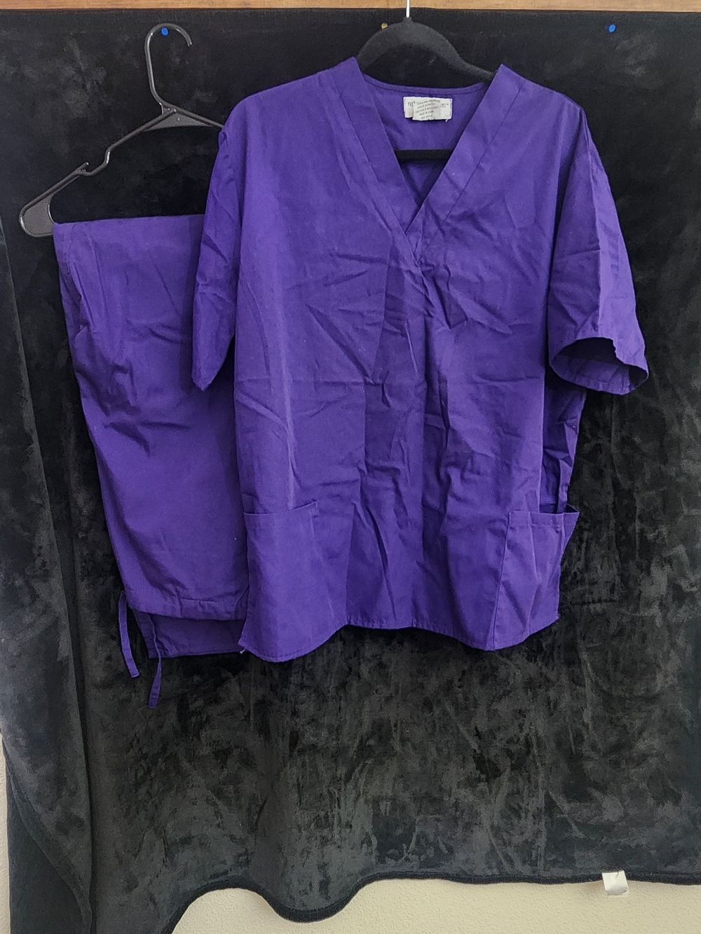 Natural Uniforms Purple Scrub Set Size Medium V-Neck Top & Pants